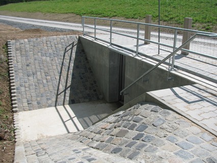 Vereinigte Mulde, links, Polder Löbnitz, Los V – Ringdeich Schnaditz.jpg